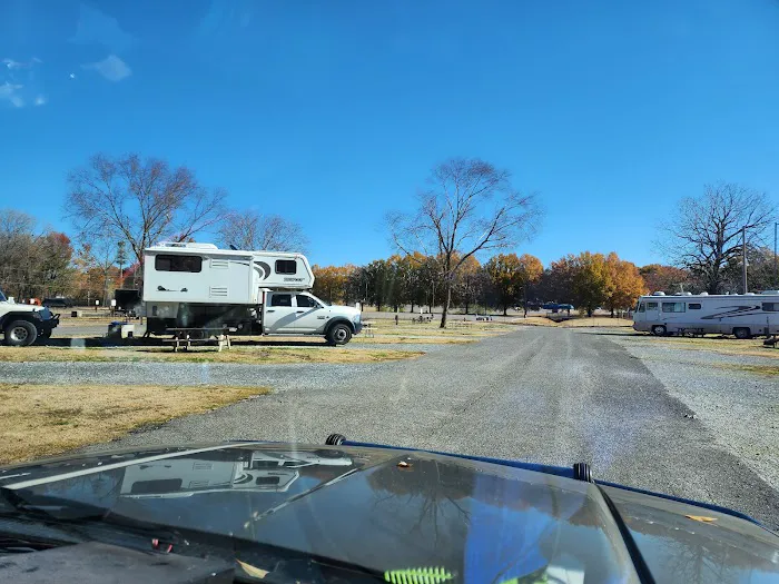 Graceland RV Park & Campground Picture 1