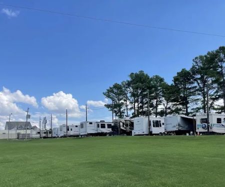 Elvis Presley Boulevard RV Park