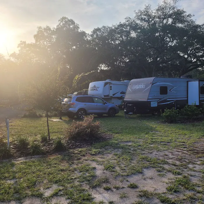 Manatee Springs RV Park Picture 3