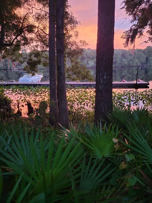 Yellow Jacket RV Resort Picture 9