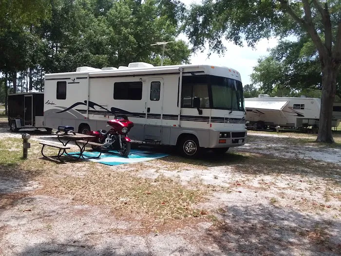 Breezy Acres RV Community Picture 5