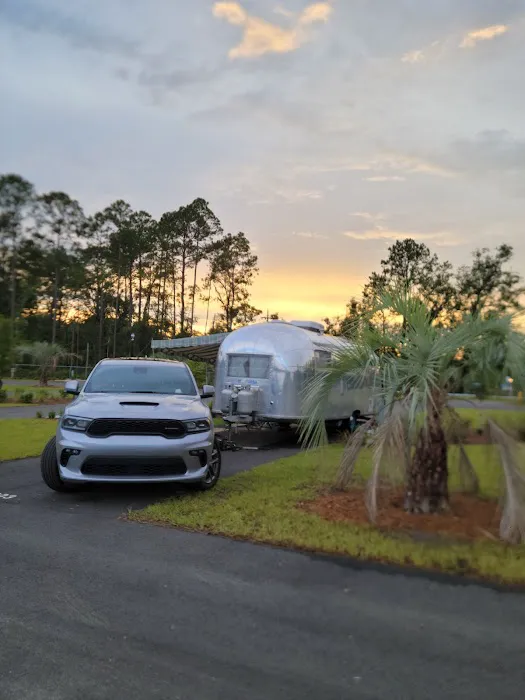 Santa Fe Palms RV Resort Picture 5