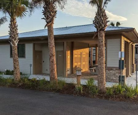 Santa Fe Palms RV Resort