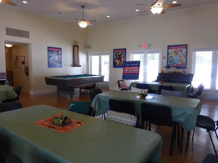 Brittany Estates Manufactured Home Community Picture 4