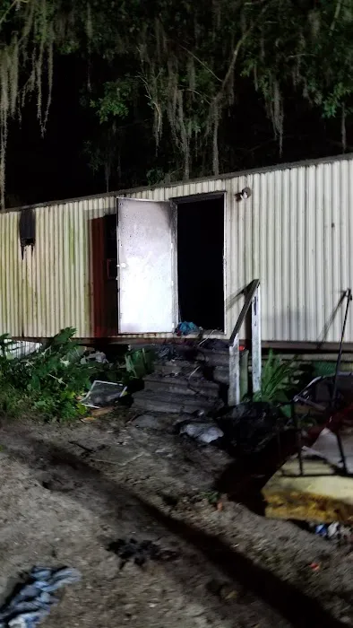 Pine Grove Trailer Park Picture 4