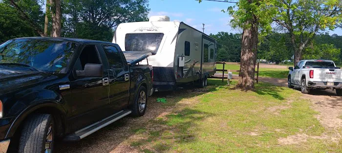 Tombigbee River RV Park Picture 6