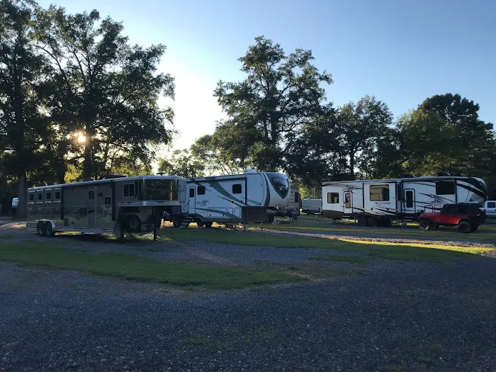 Island Road RV Park Picture 8