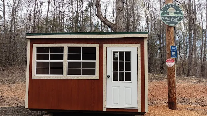 Peaceful Oaks RV Park Picture 2