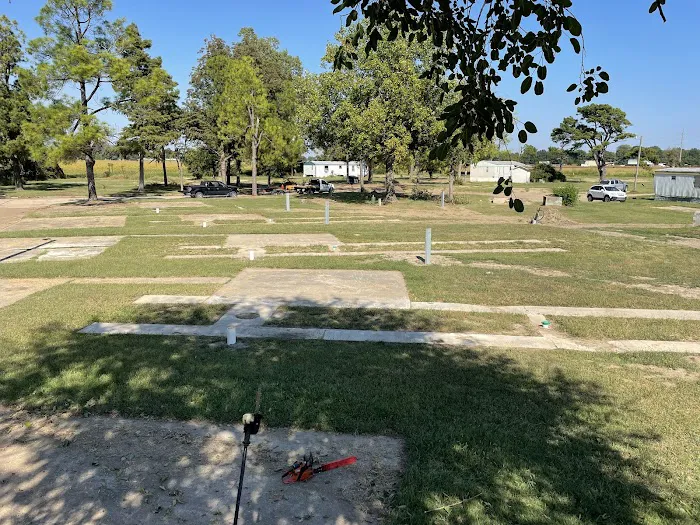 Pine Meadows RV Park Picture 7