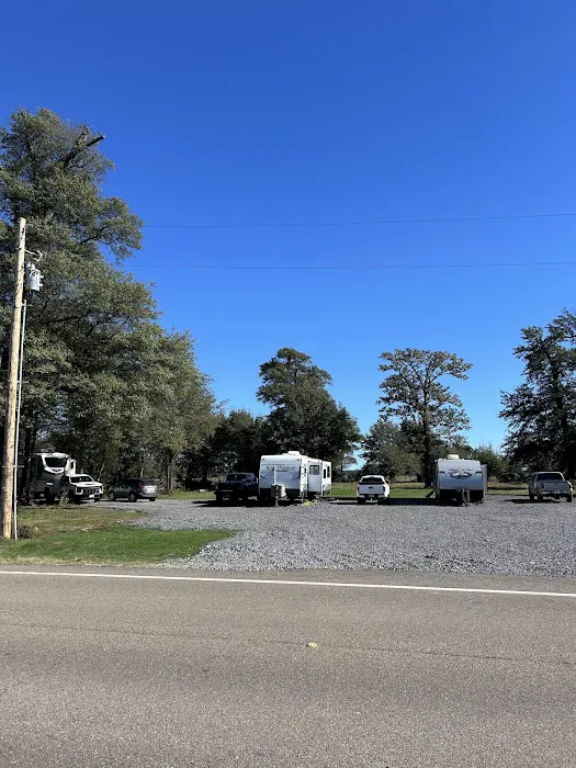 Whispering Oaks Rv Park Picture 10
