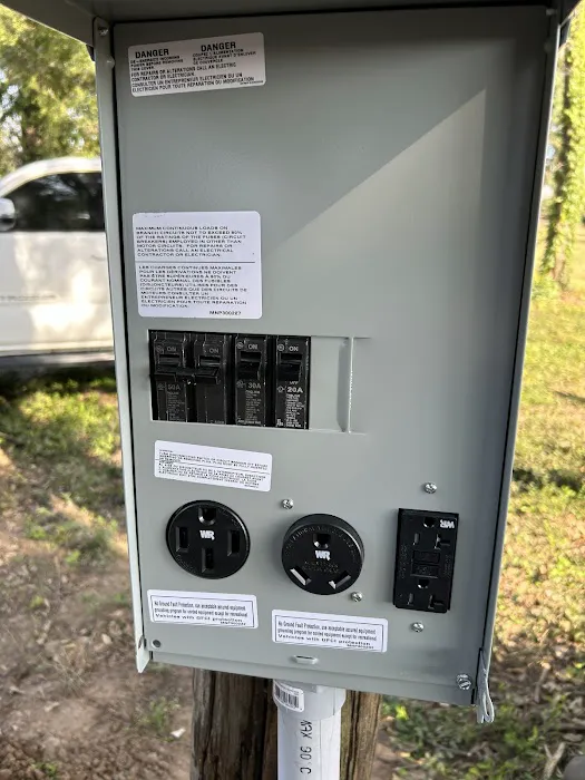 Whispering Oaks Rv Park Picture 4