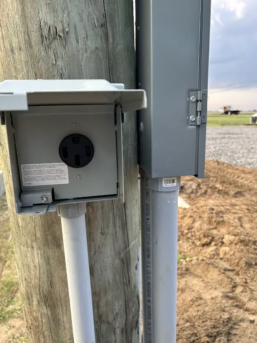 Whispering Oaks Rv Park Picture 5