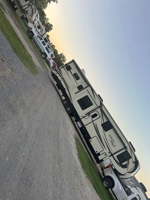 Pecan Acres RV Park Picture 10