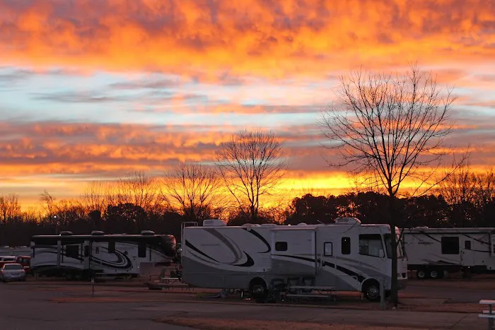 Sun Retreats Horn Lake Picture 8