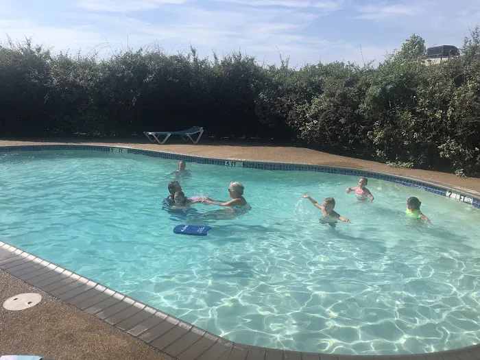 EZ Daze RV Park Picture 2