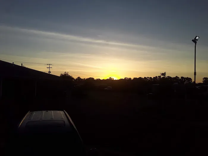 EZ Daze RV Park Picture 6