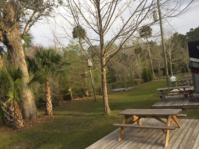 Piddler's Pointe RV Resort And Campground Picture 7