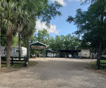 Three Fishes RV Park