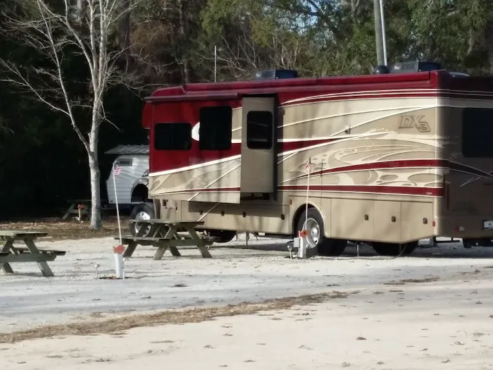 Steinhatchee Village RV Park Picture 10