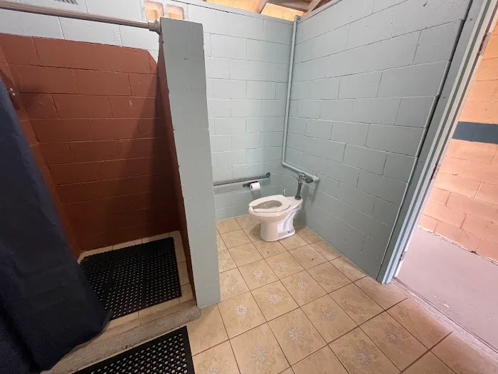 Jasmine Breeze RV Park Picture 2