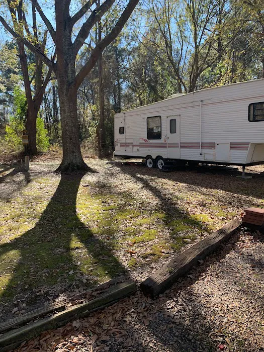 Lakeside Park Mobile Home Community Picture 3