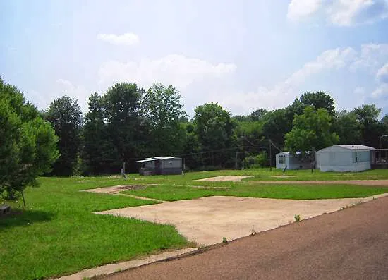 University Hills Mobile Home Park Picture 1