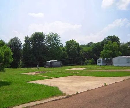 University Hills Mobile Home Park