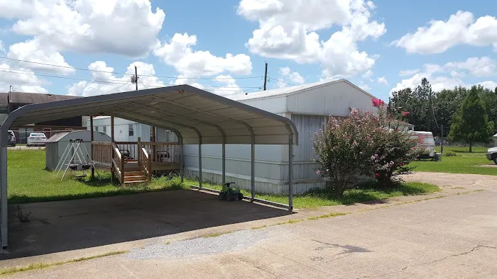 Bulldog Mobile Home & RV Park LLC Picture 6