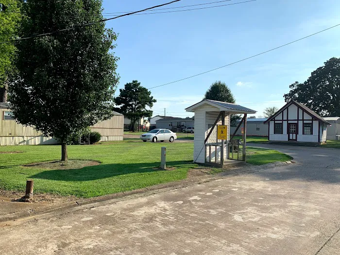 Bulldog Mobile Home & RV Park LLC Picture 8