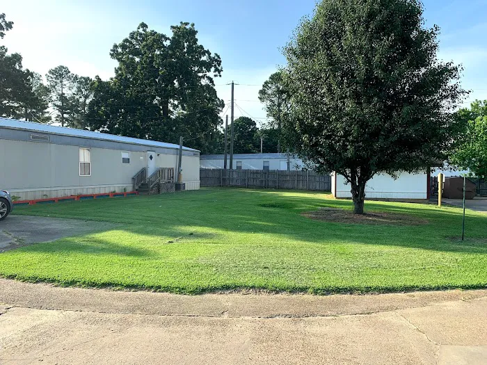 Bulldog Mobile Home & RV Park LLC Picture 9