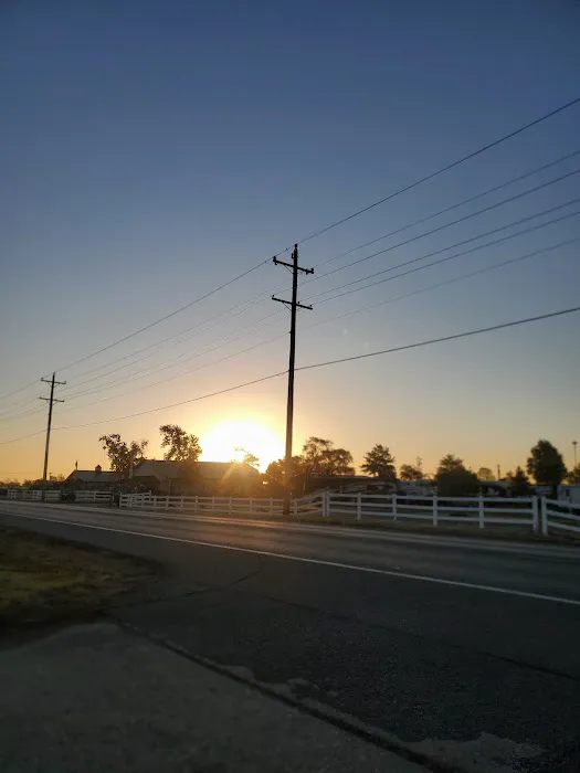 Hinton Park Inc RV Park Picture 7