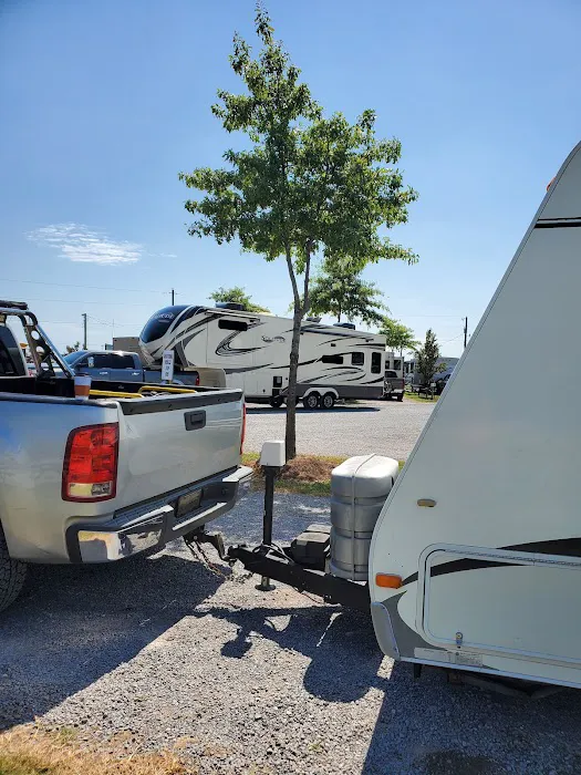 Hinton Park Inc RV Park Picture 10