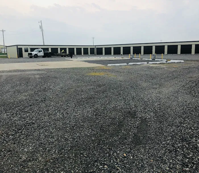 Corner Storage & RV Hook-Ups, 2 RV Locations Picture 3