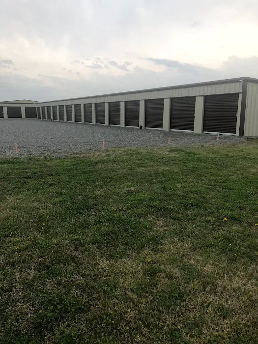 Corner Storage & RV Hook-Ups, 2 RV Locations Picture 6