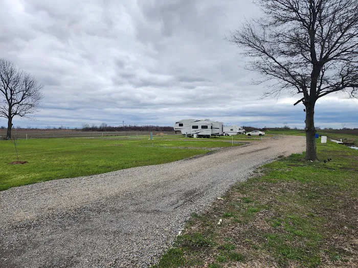 Corner RV Park Picture 9