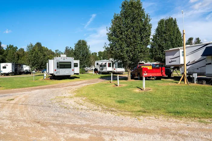 Memphis South RV Park & Campground Picture 5