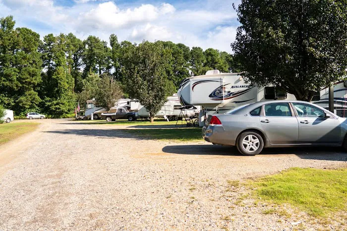 Memphis South RV Park & Campground Picture 4