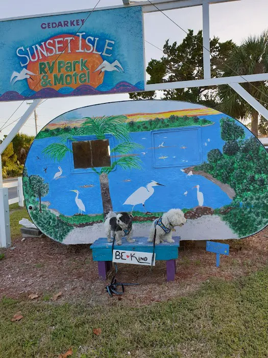 Sunset Isle RV Resort Picture 3