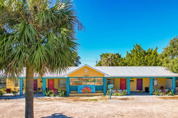 Sunset Isle RV Resort Picture 8