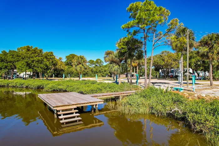 Sunset Isle RV Resort Picture 7