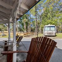 Eleanor Oaks RV Park ico