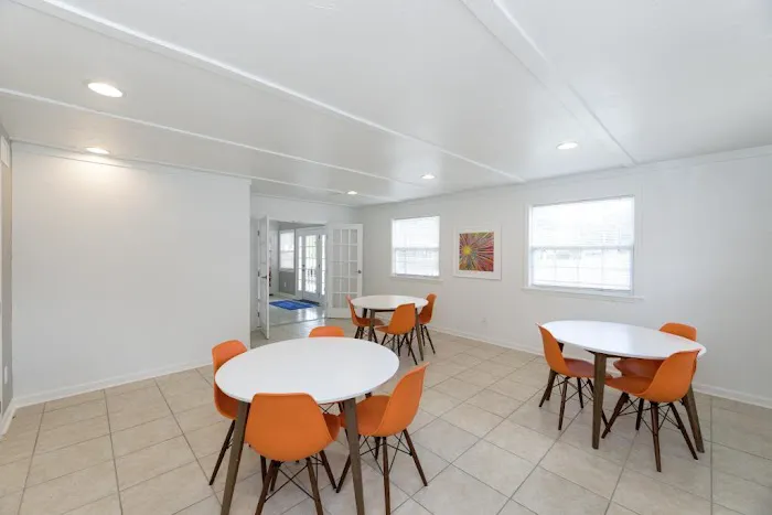 Deerpointe Manufactured Home Community Picture 7