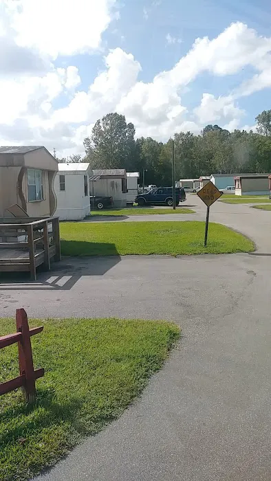 Four Seasons Mobile Home Park Picture 1