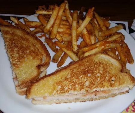 Classic Oaks Village