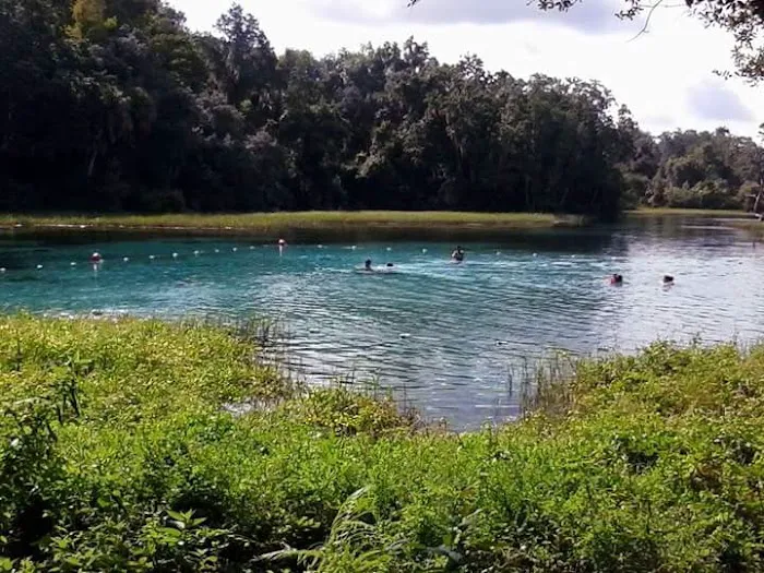 HOLIDAY TRAV-L- PARK Picture 2