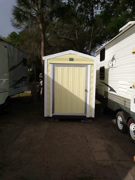 HOLIDAY TRAV-L- PARK Picture 8