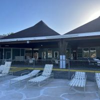 Oak Tree Village Apartments & Campground ico