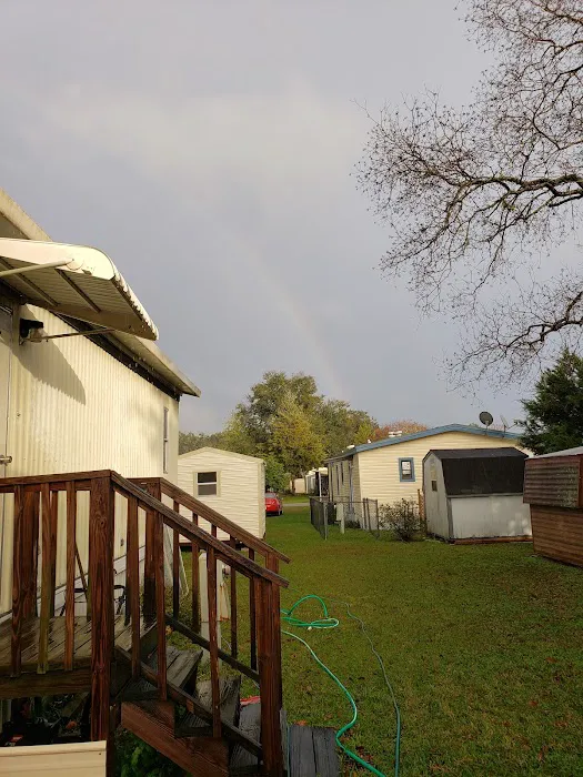 Lindale Mobile Home Park Picture 7