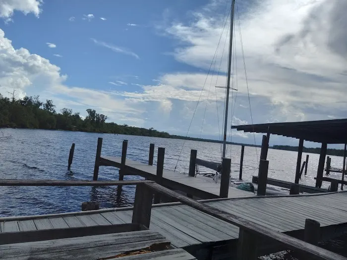Half Shell Resort & Marina Picture 6