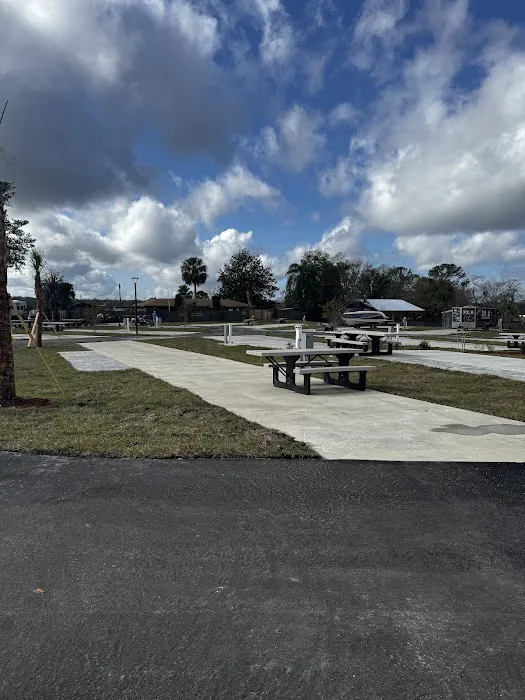 Northflow RV Resort & Marina Picture 4